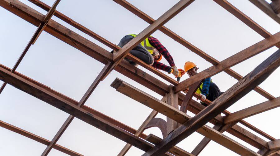 Professional gutter cleaning services in Carpenter, WY